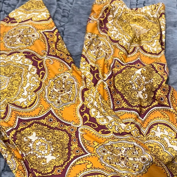 Novella Royale Yellow and Maroon iris bells tangerine dial - Picture 4 of 7